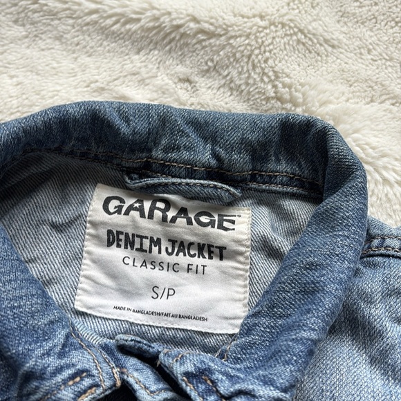 Garage Light Blue Cropped Jean Jacket Size Small - Picture 3 of 9